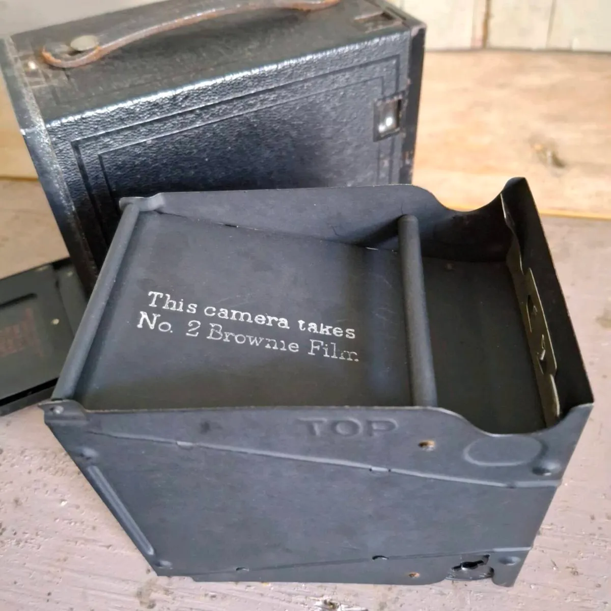 Kodak no.2 Brownie Box Camera - Image 2