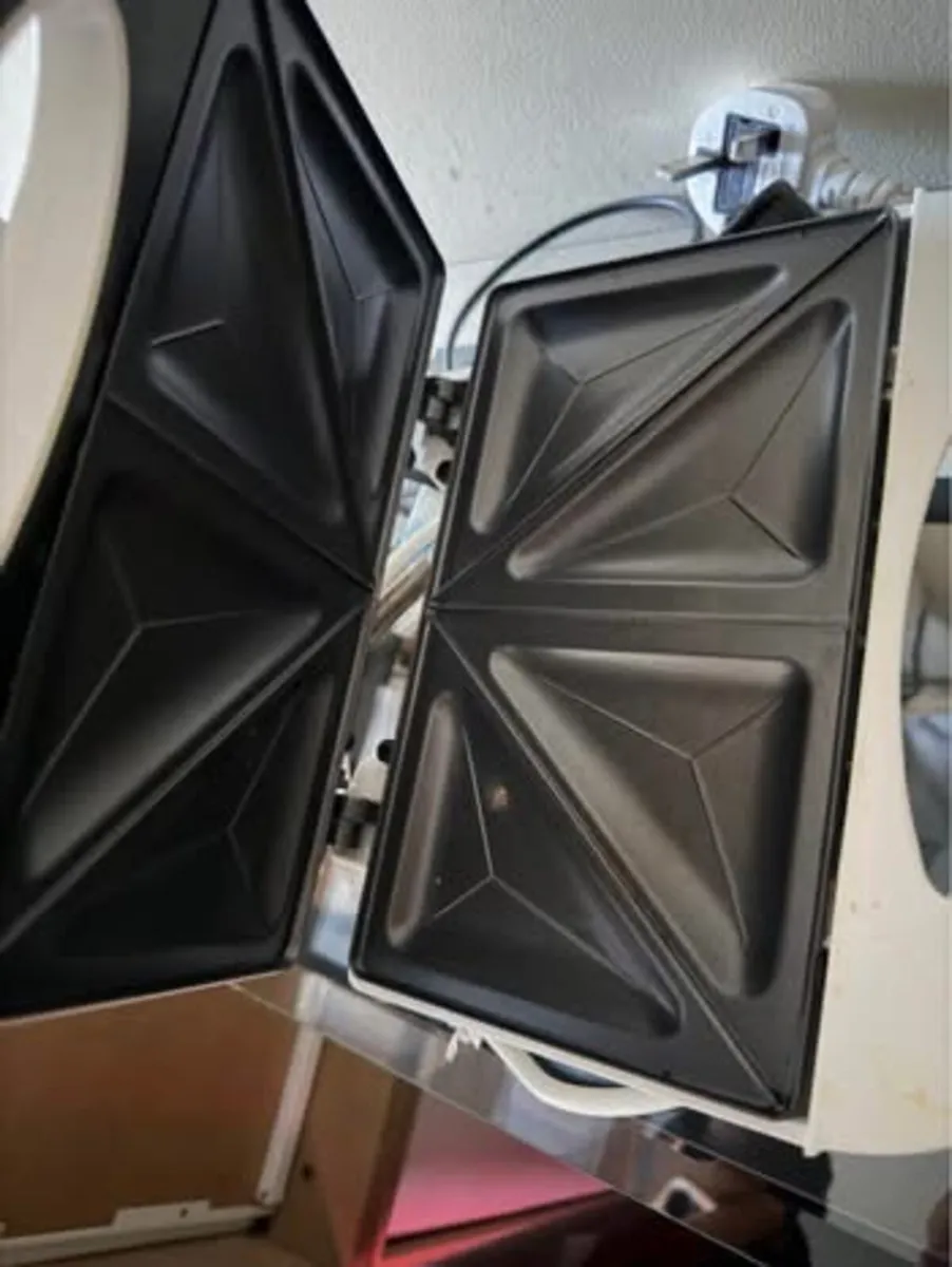 Sandwich maker - Image 2