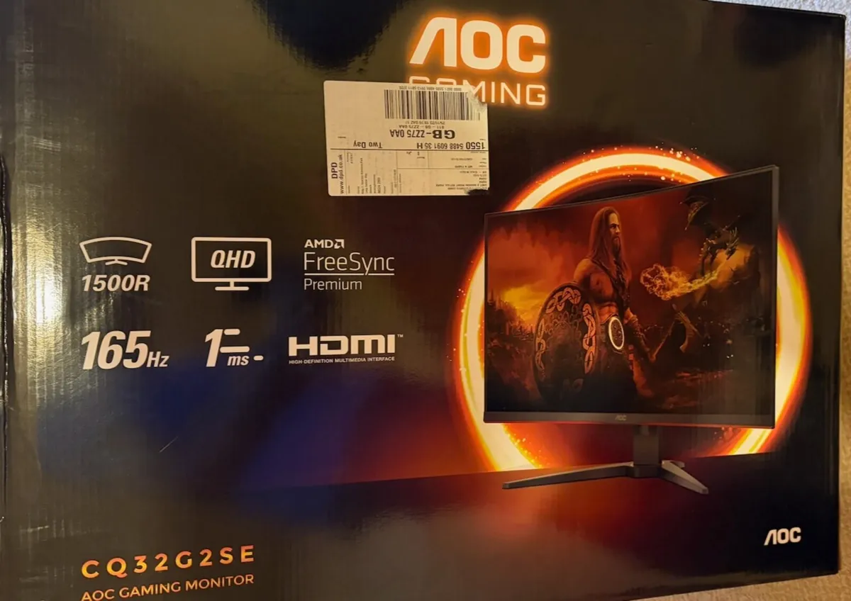 AOC 32" triple monitors and bezel free kit - Image 4