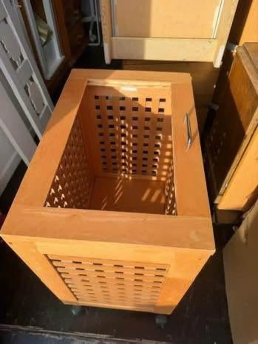 Laundry box - Image 1