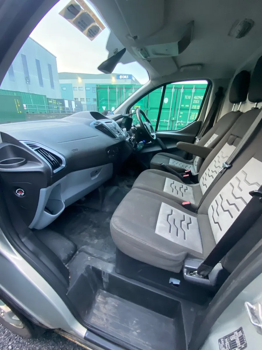 Ford Transit Custom - Image 4