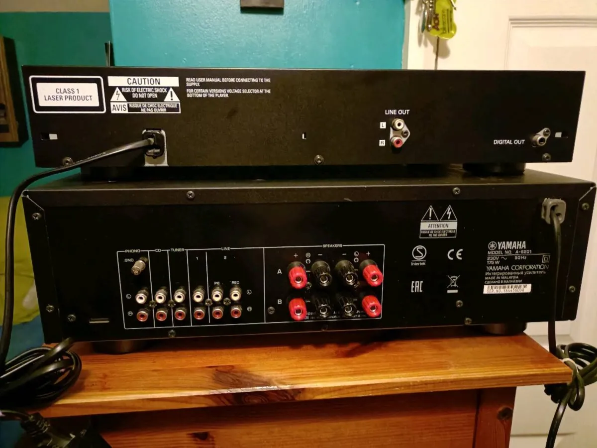 Yamaha amplifier+ Phillips cd player - Image 2
