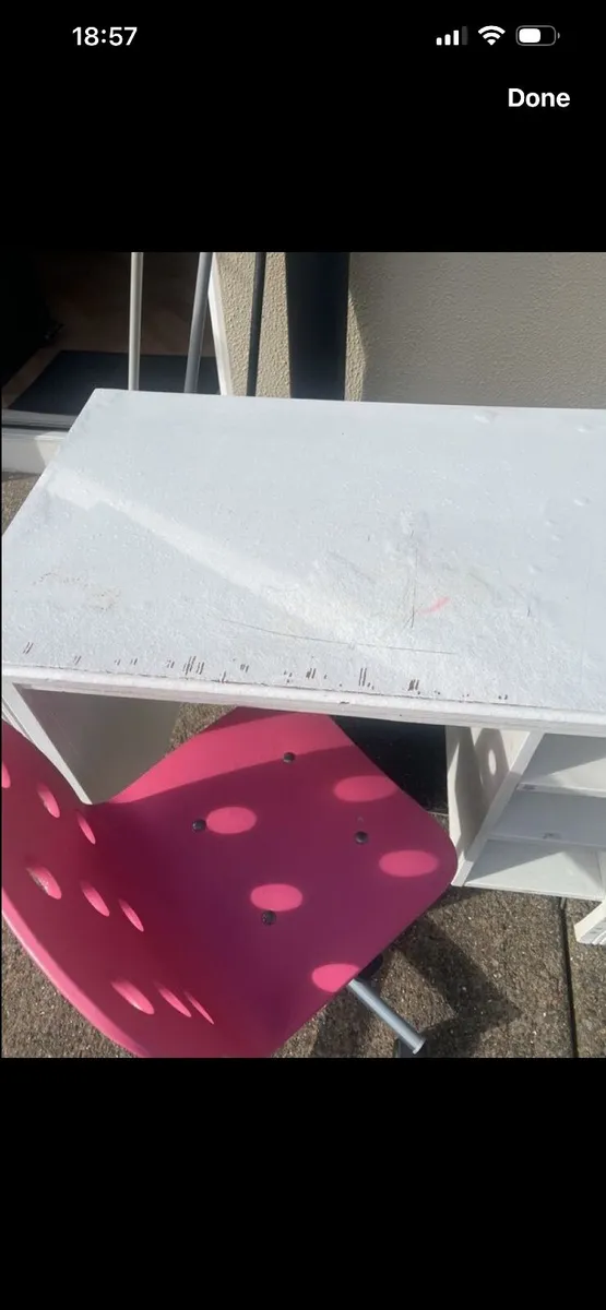 Study desk and chair - Image 1