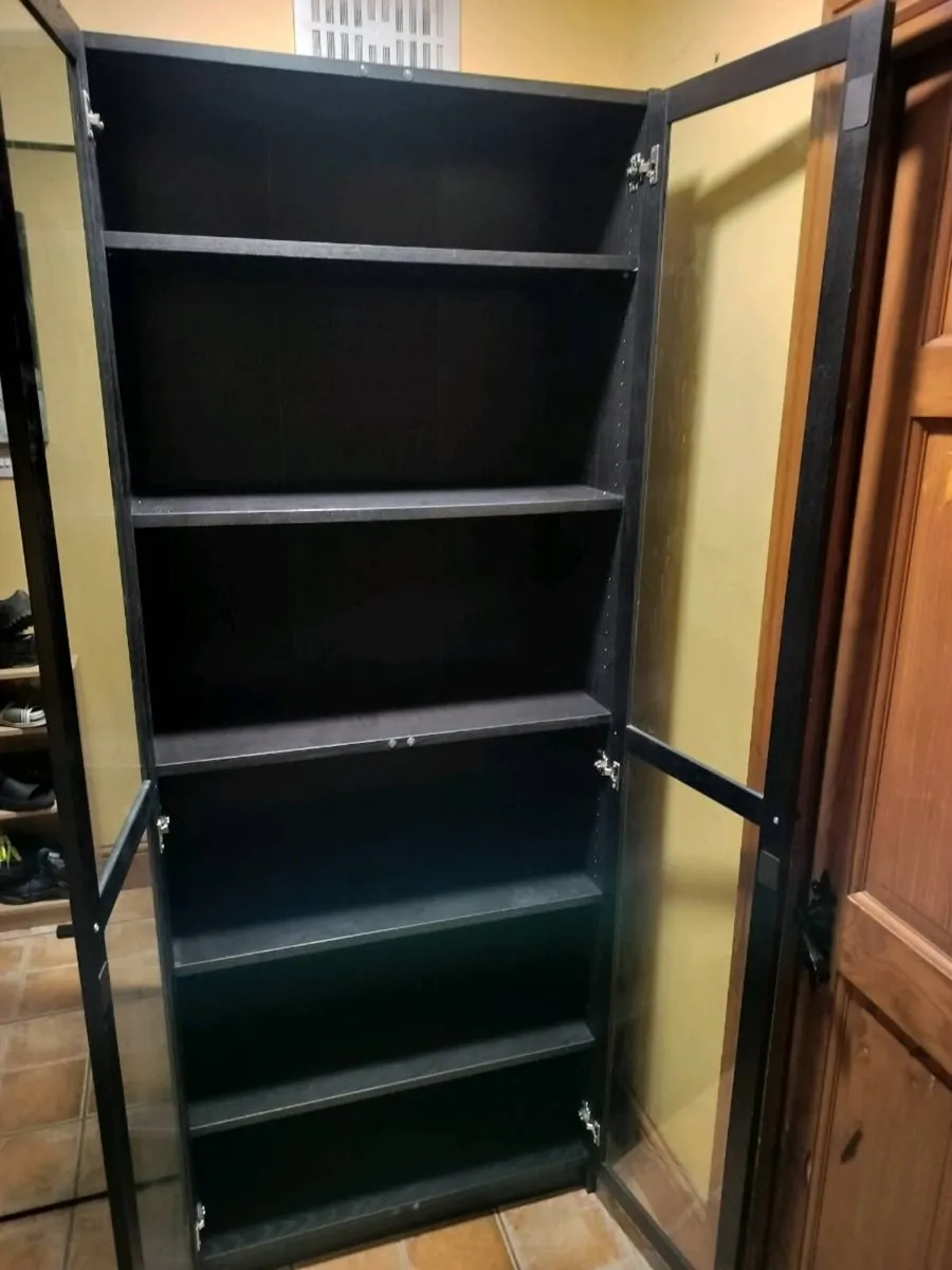 Billy glass cabinet - Image 2