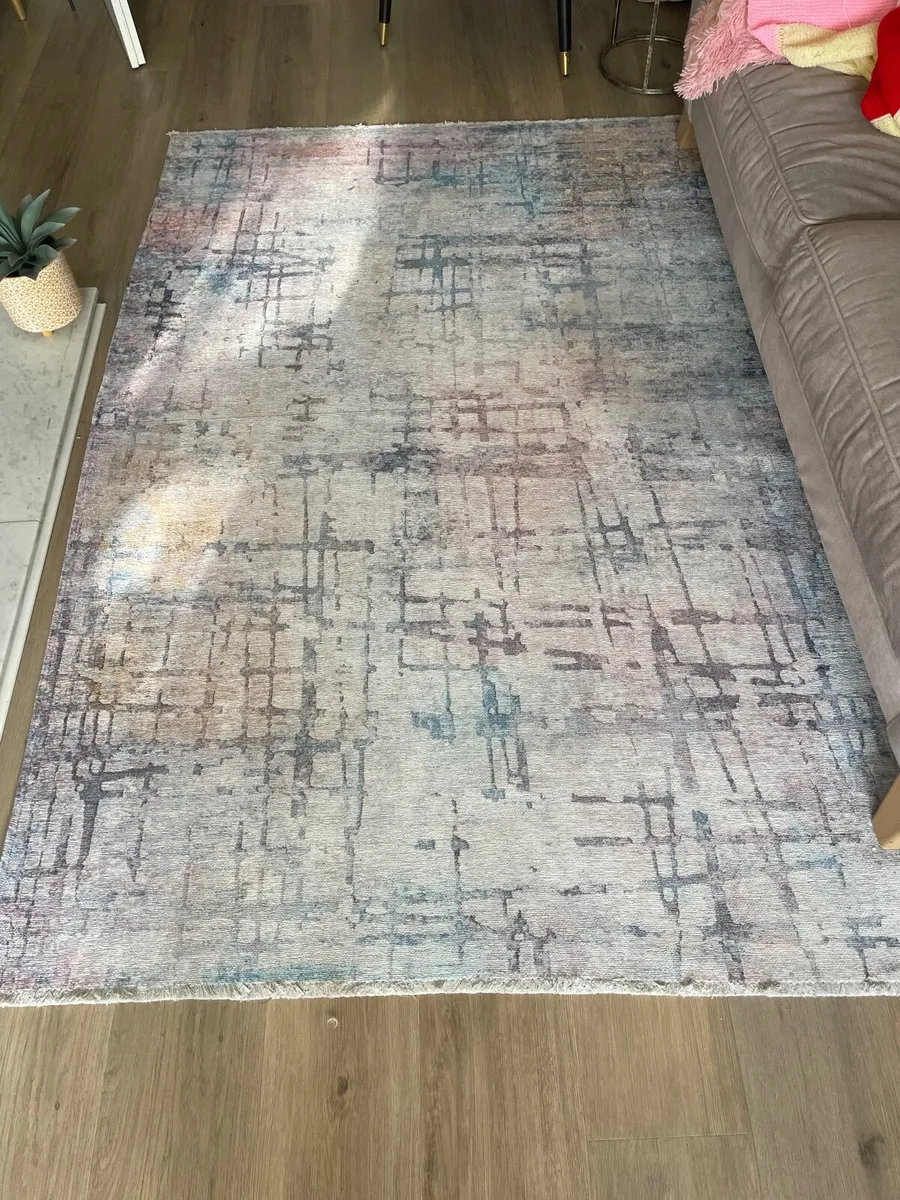 Rug