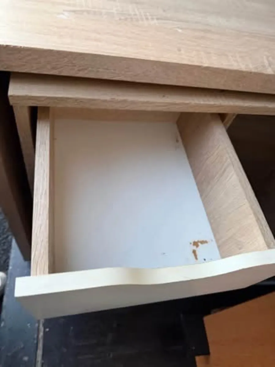 Desk with drawers - Image 3