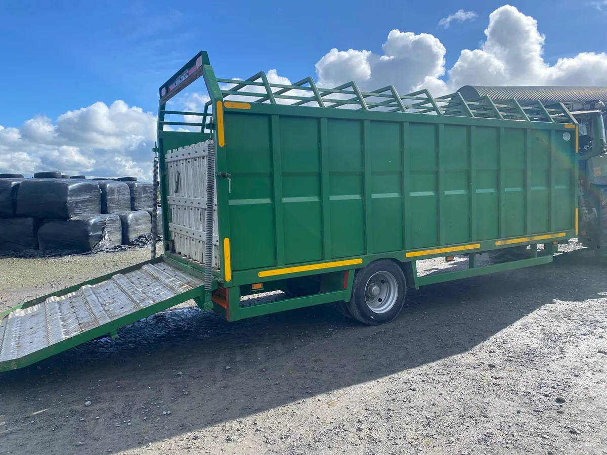 18ft cattle trailer - Image 3