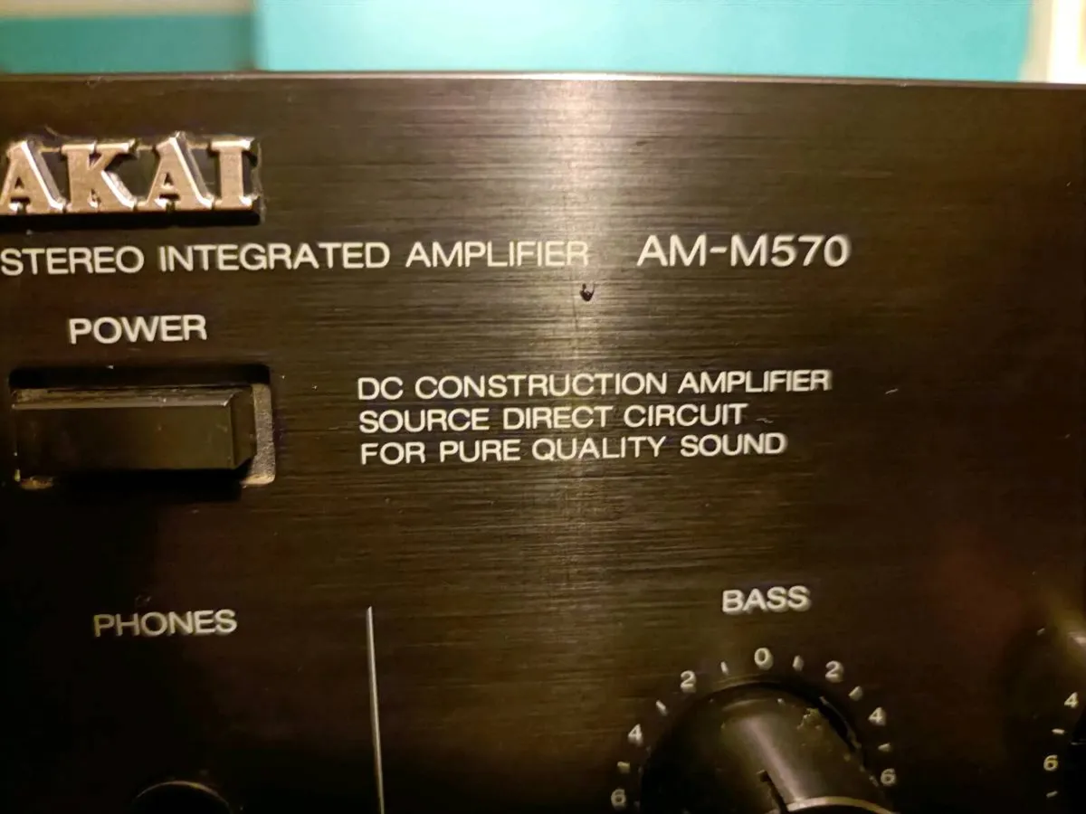 AKAI AMPLIFIER+PHILIPS CD PLAYER - Image 2