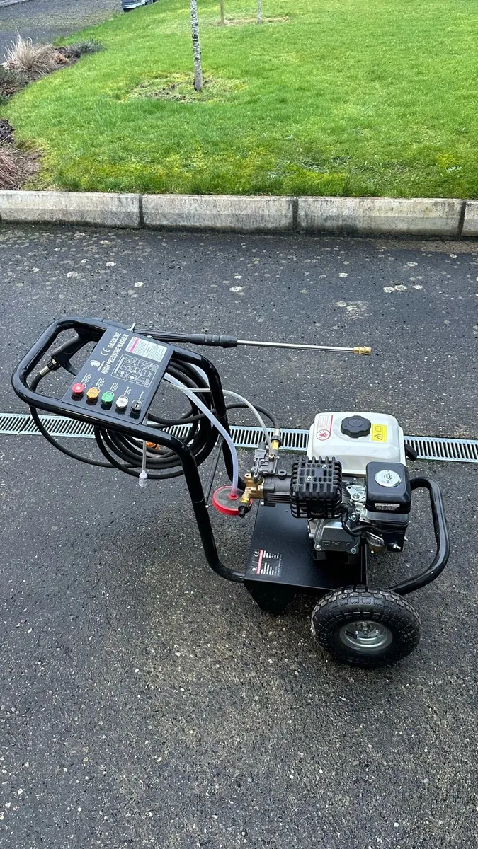 Petrol Power Washer - Image 3