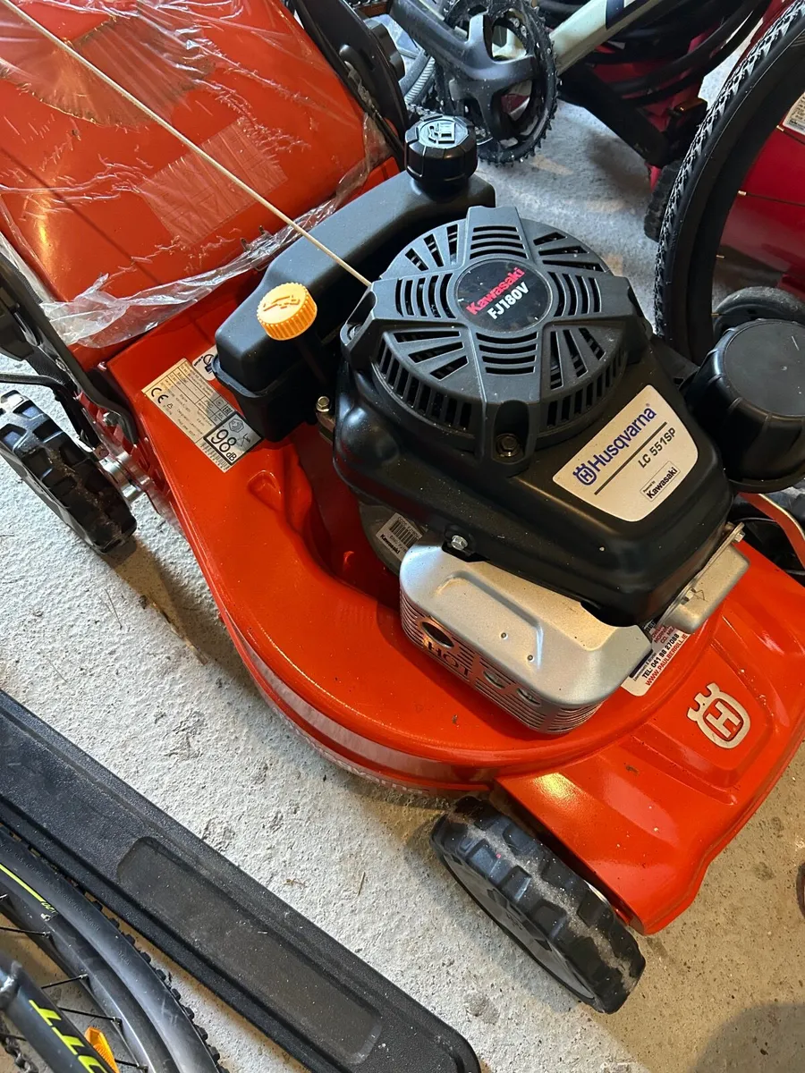 Husqvarna Commercial Lawnmower 551 SP - Image 3