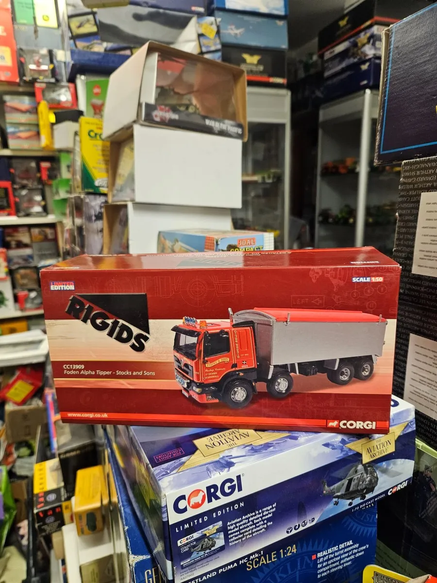 Corgi Foden Tipper Truck 1.50 - Image 1