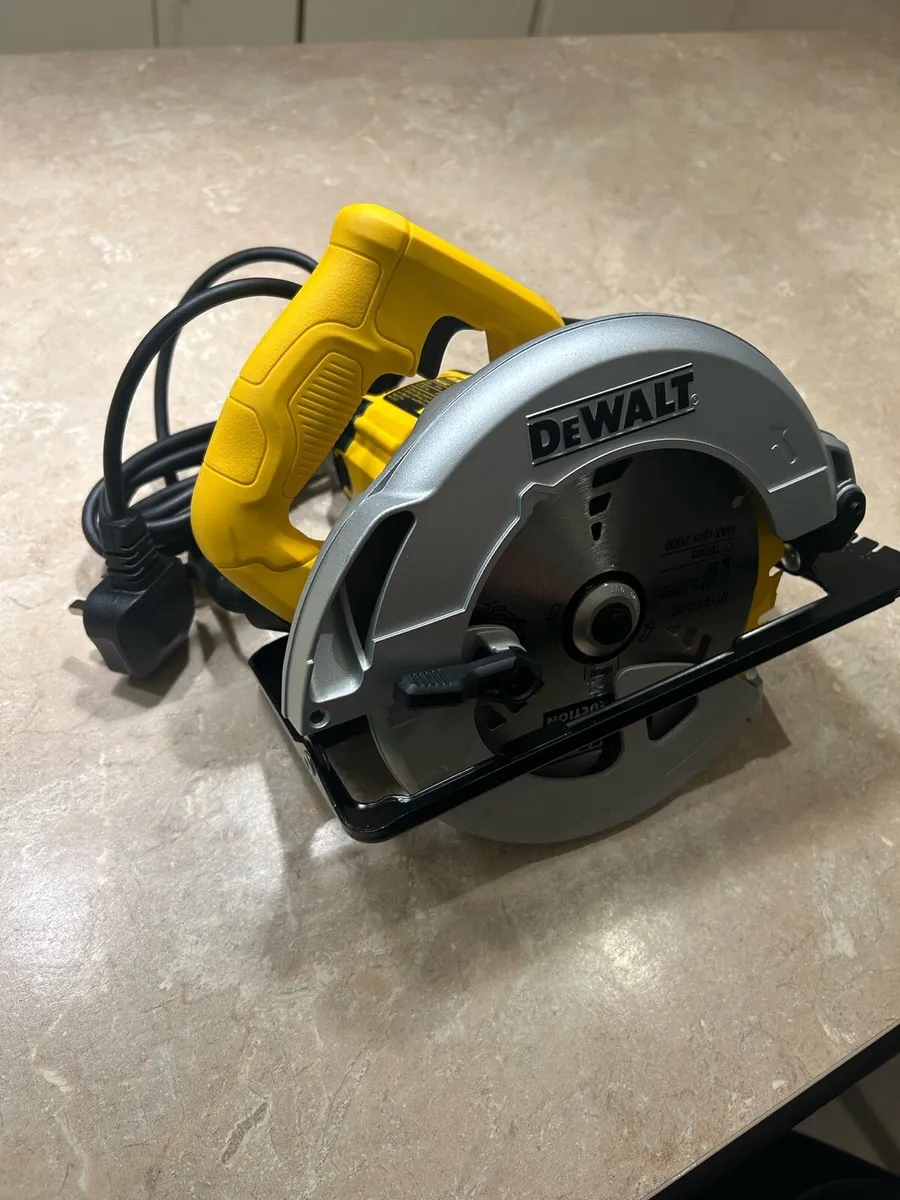 Circular saw - Image 1