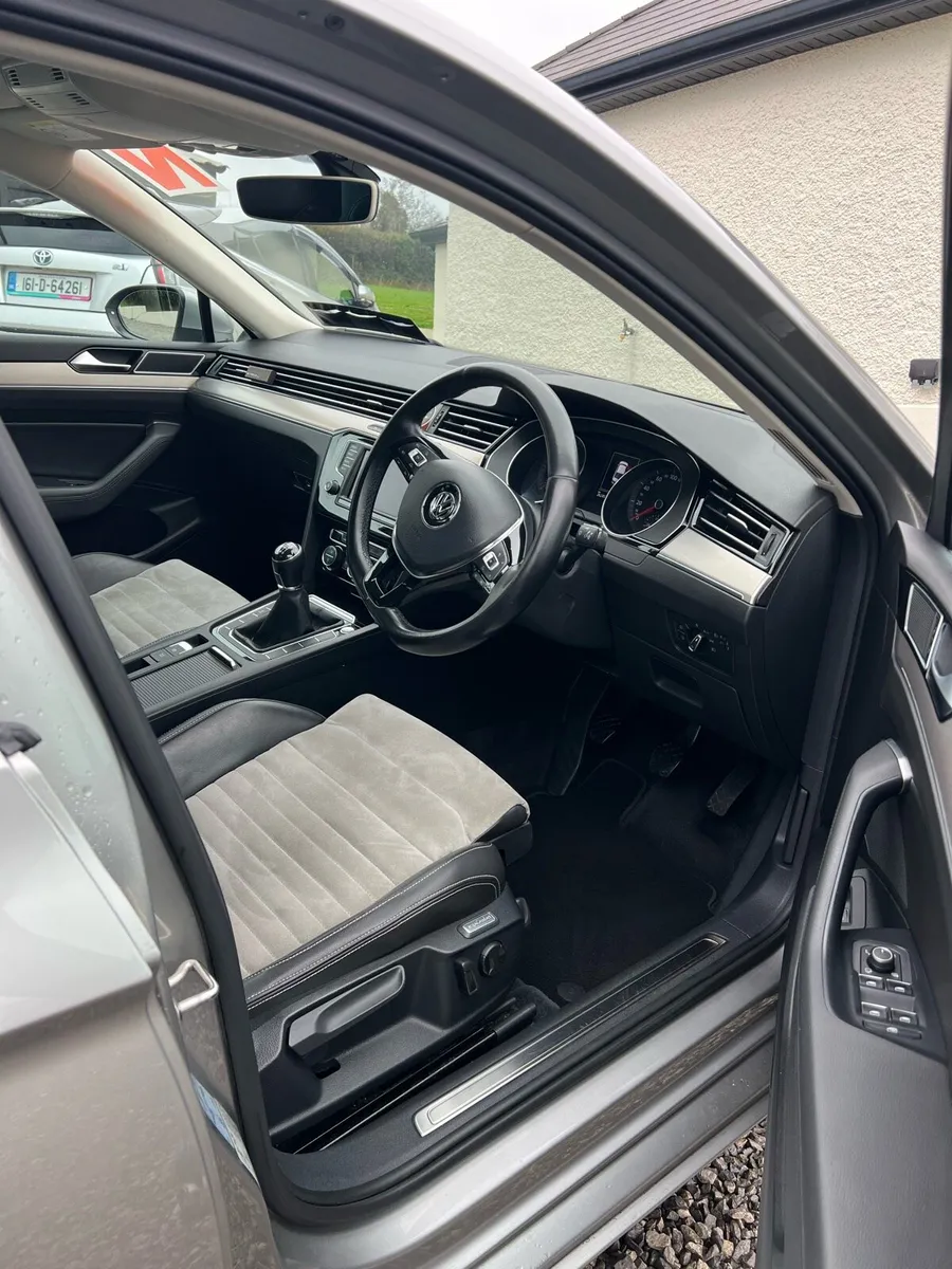 Volkswagen Passat b8 - Image 4