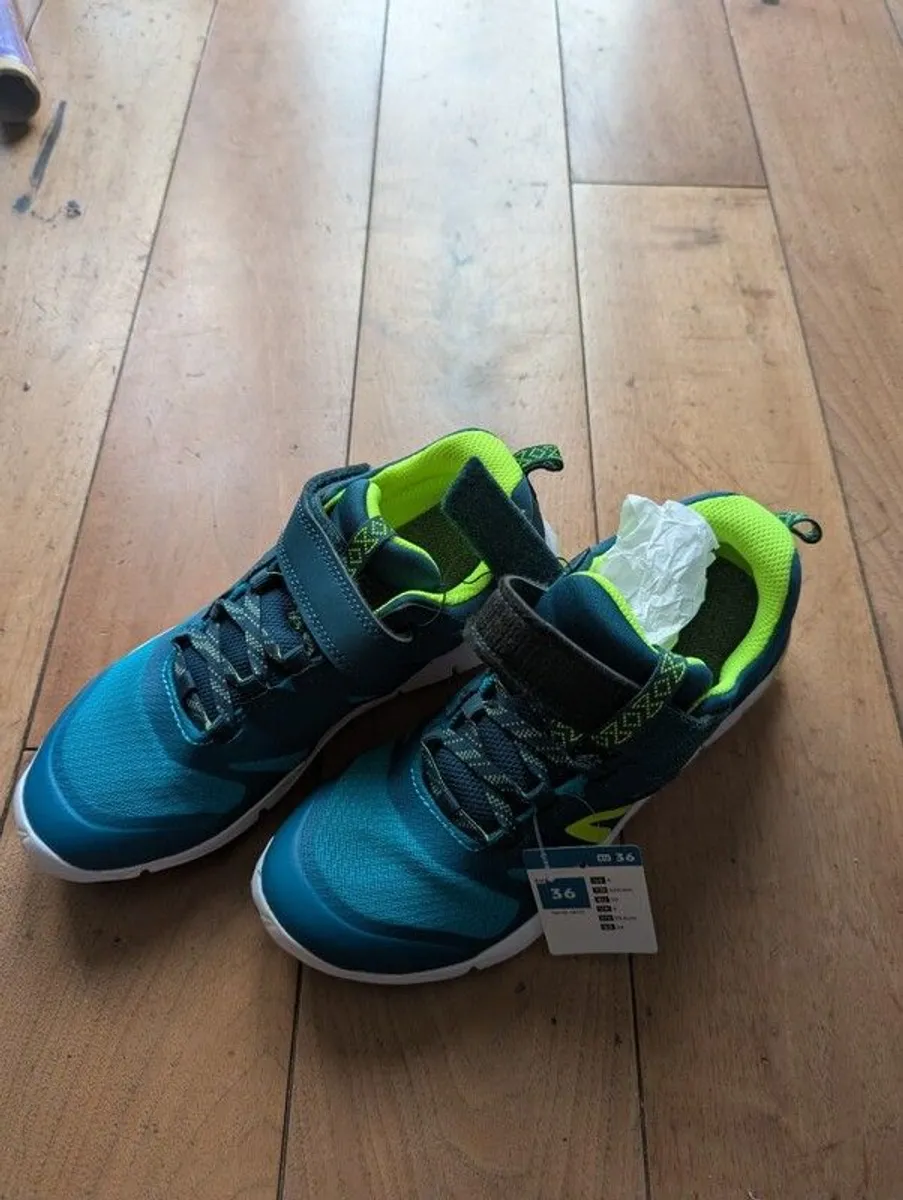 Boys trainers, cyan, brand new, size 36