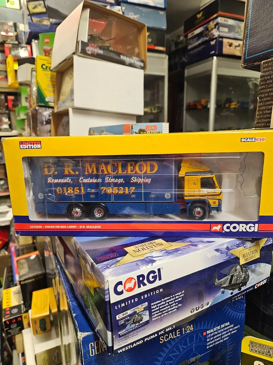 Corgi Volvo Rigid Truck 1.50 - Image 1