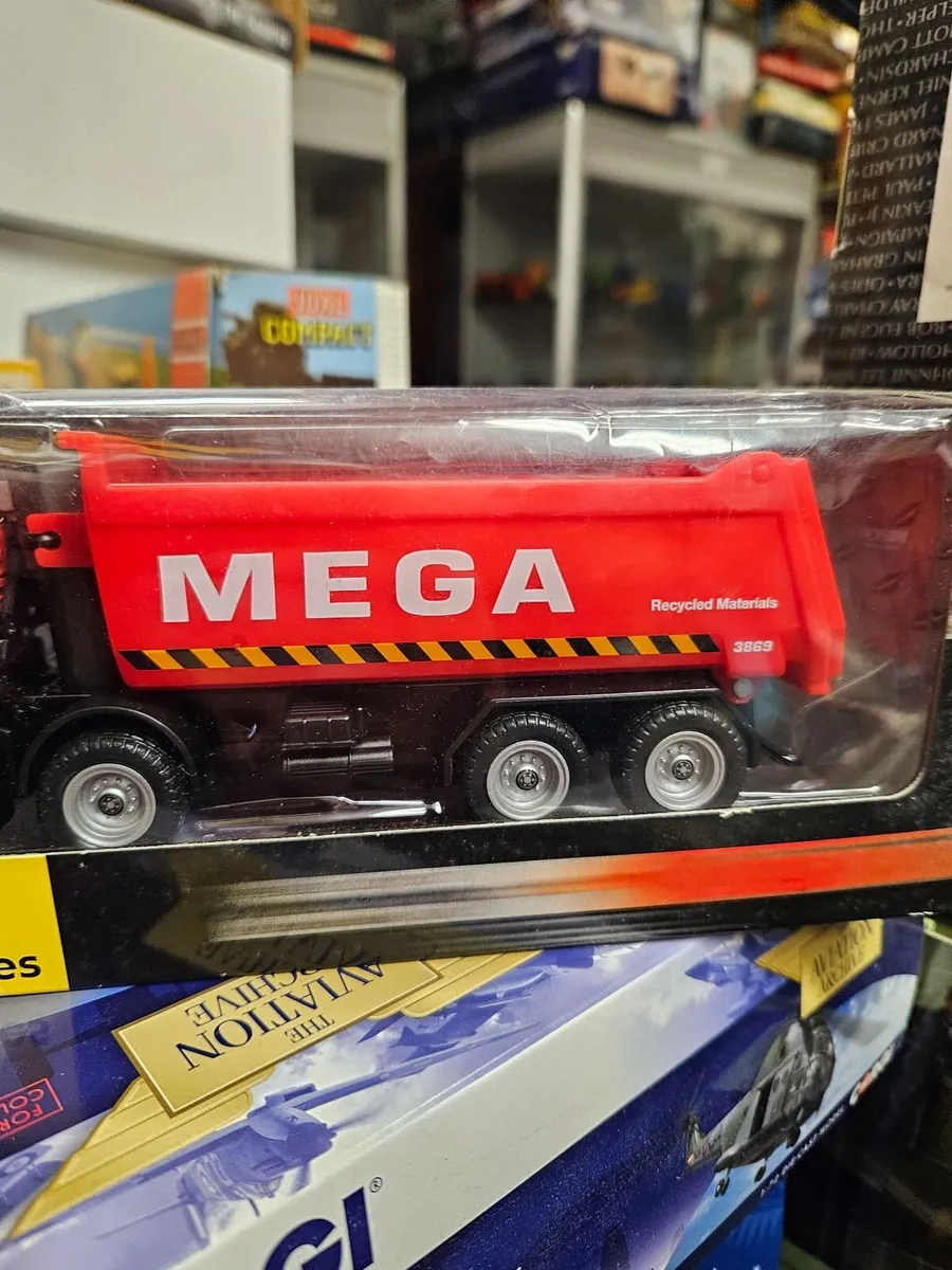 Corgi Tipper Truck - Image 3