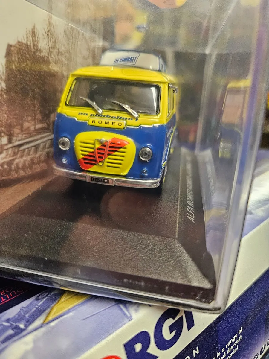 Corgi Atlas Alfa Romeo Van - Image 2