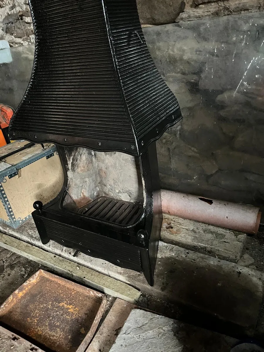 Antique stove - Image 3