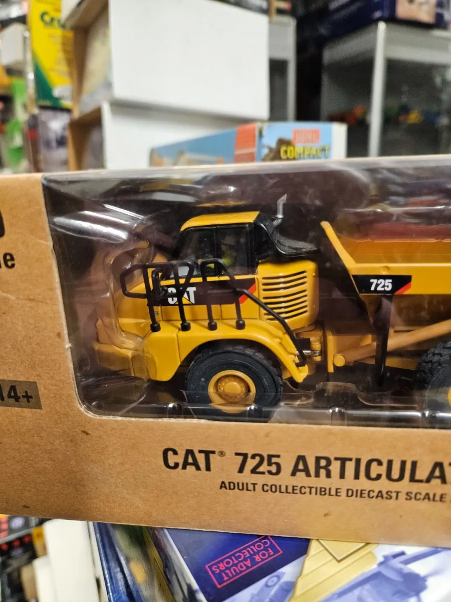 Corgi Diecast Master Caterpillar Truck 1.50 - Image 4
