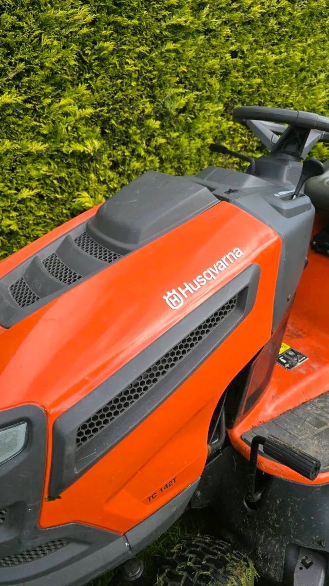 22HP Husqvarna - Image 2
