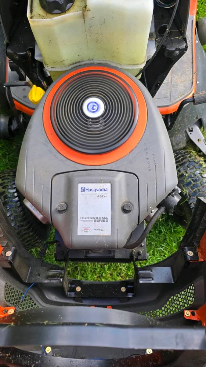 22HP Husqvarna - Image 4