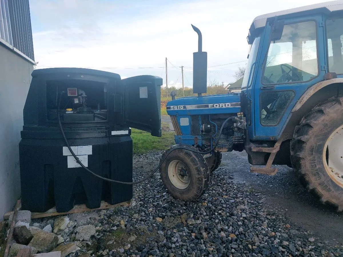 Bunded diesel tank with electric pump - Image 1