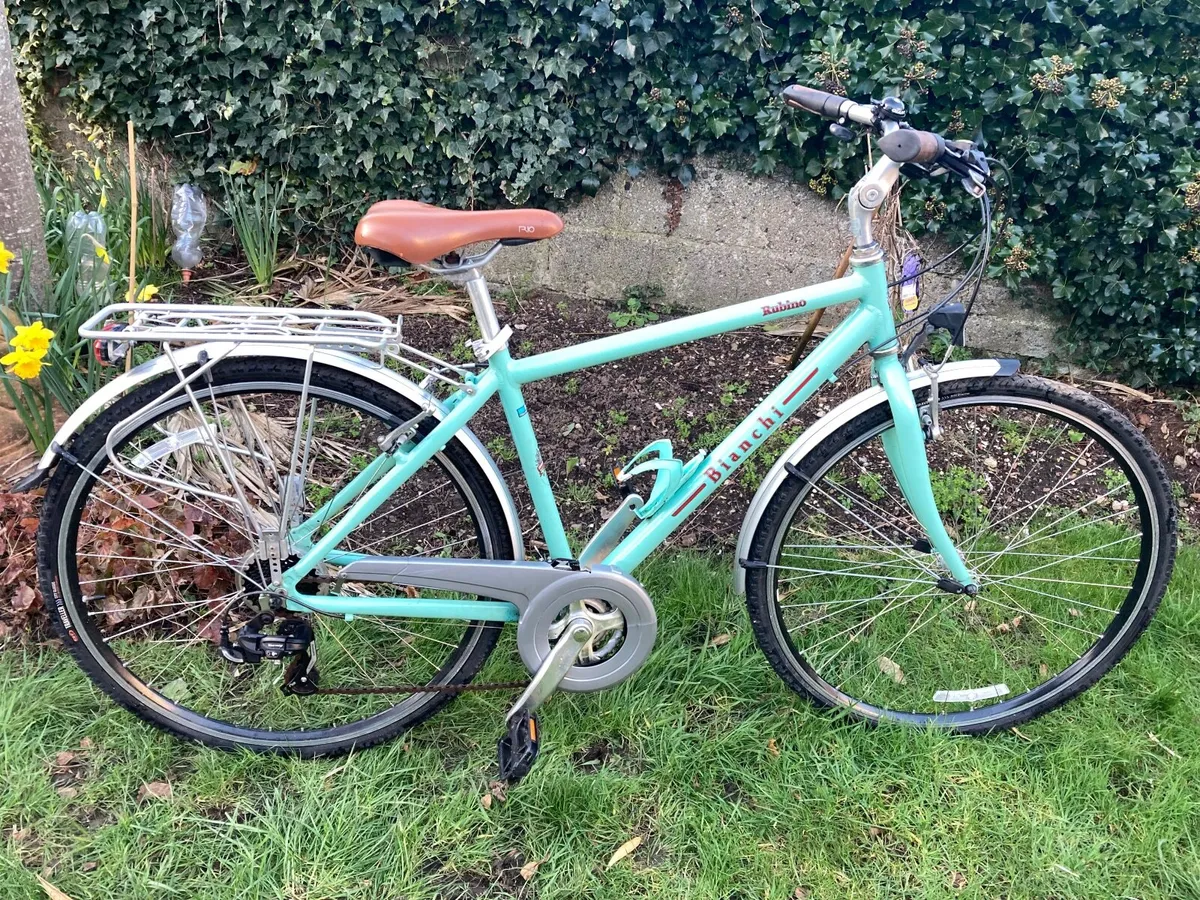 Bianchi Hybrid Bike - Image 3