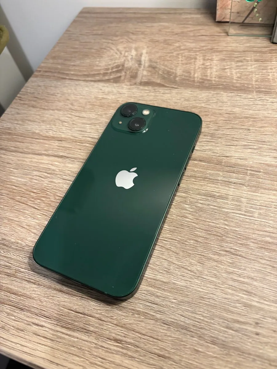 iPhone 13 - Image 1