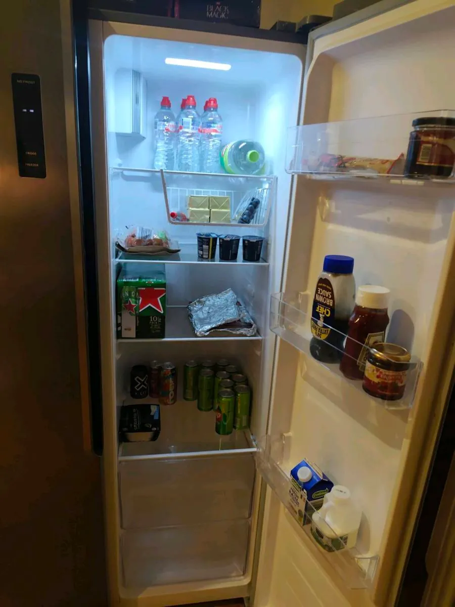 Fridge freezer - Image 2