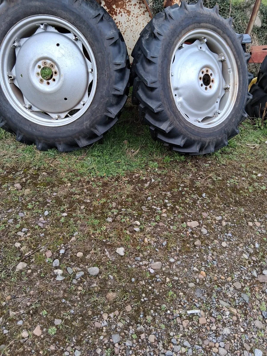 Tractors wheels - Image 1