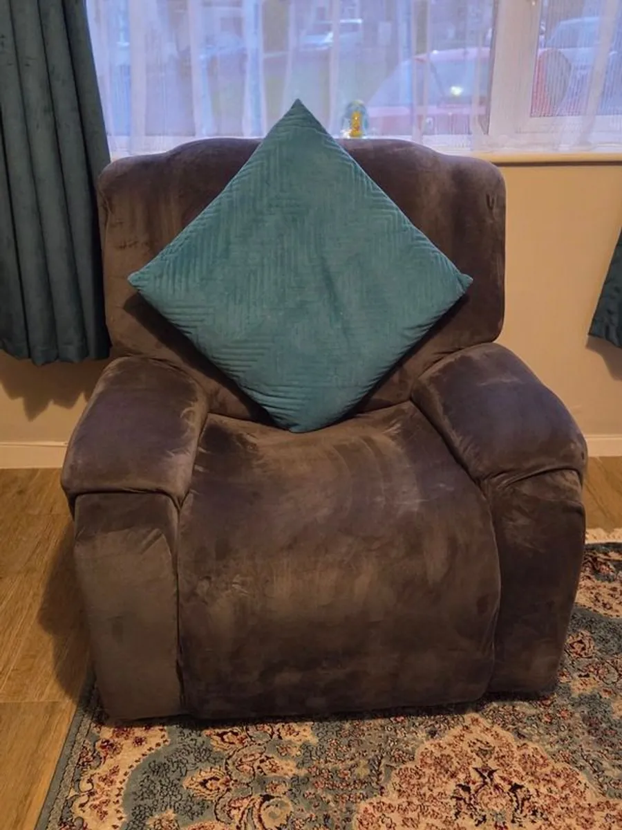 Reclining 3 piece Suite for sale - Image 4