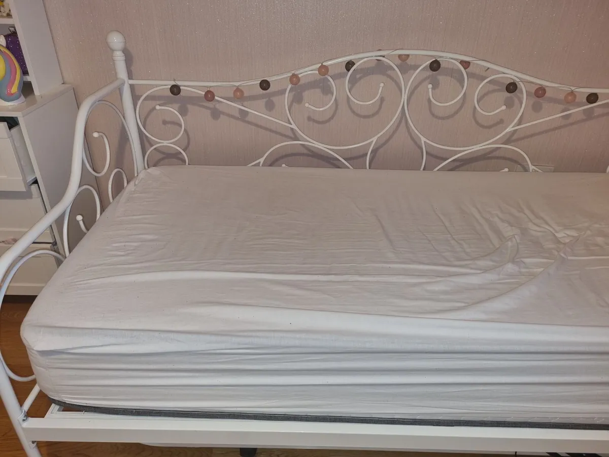 Single bed with trundle - Image 3