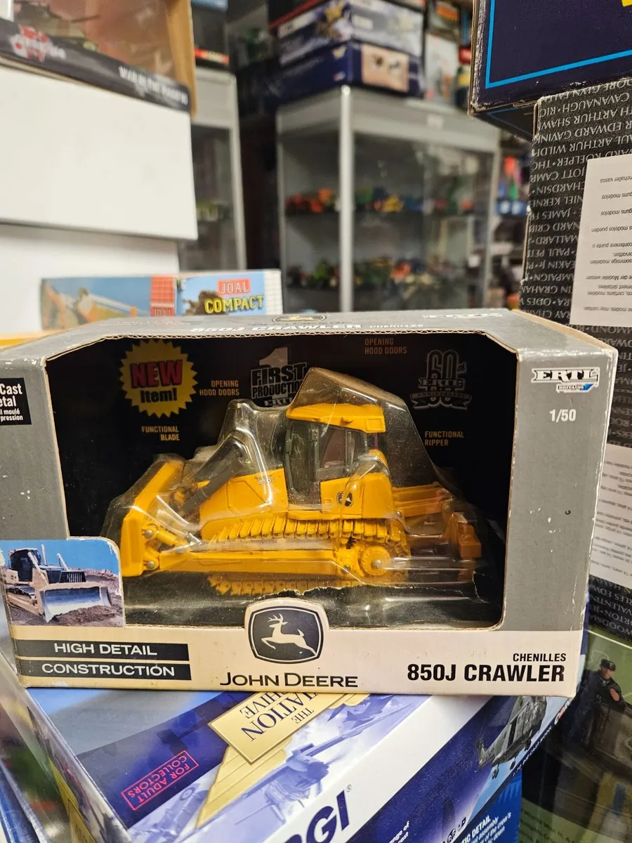 Corgi ERTL John Deere Crawler Dozer 1.50 - Image 1