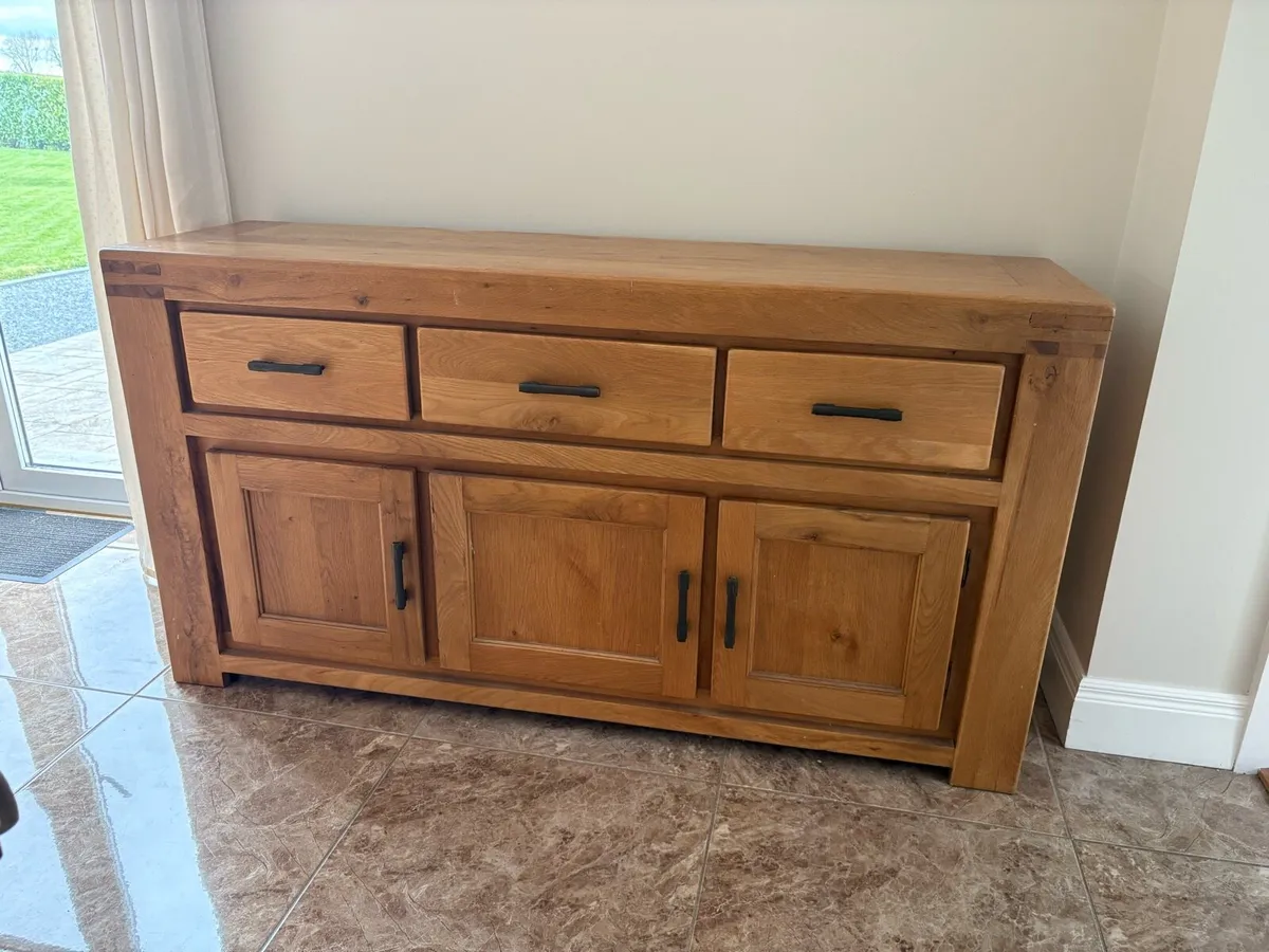 Sideboard / cabinet and matching mirror - Image 2
