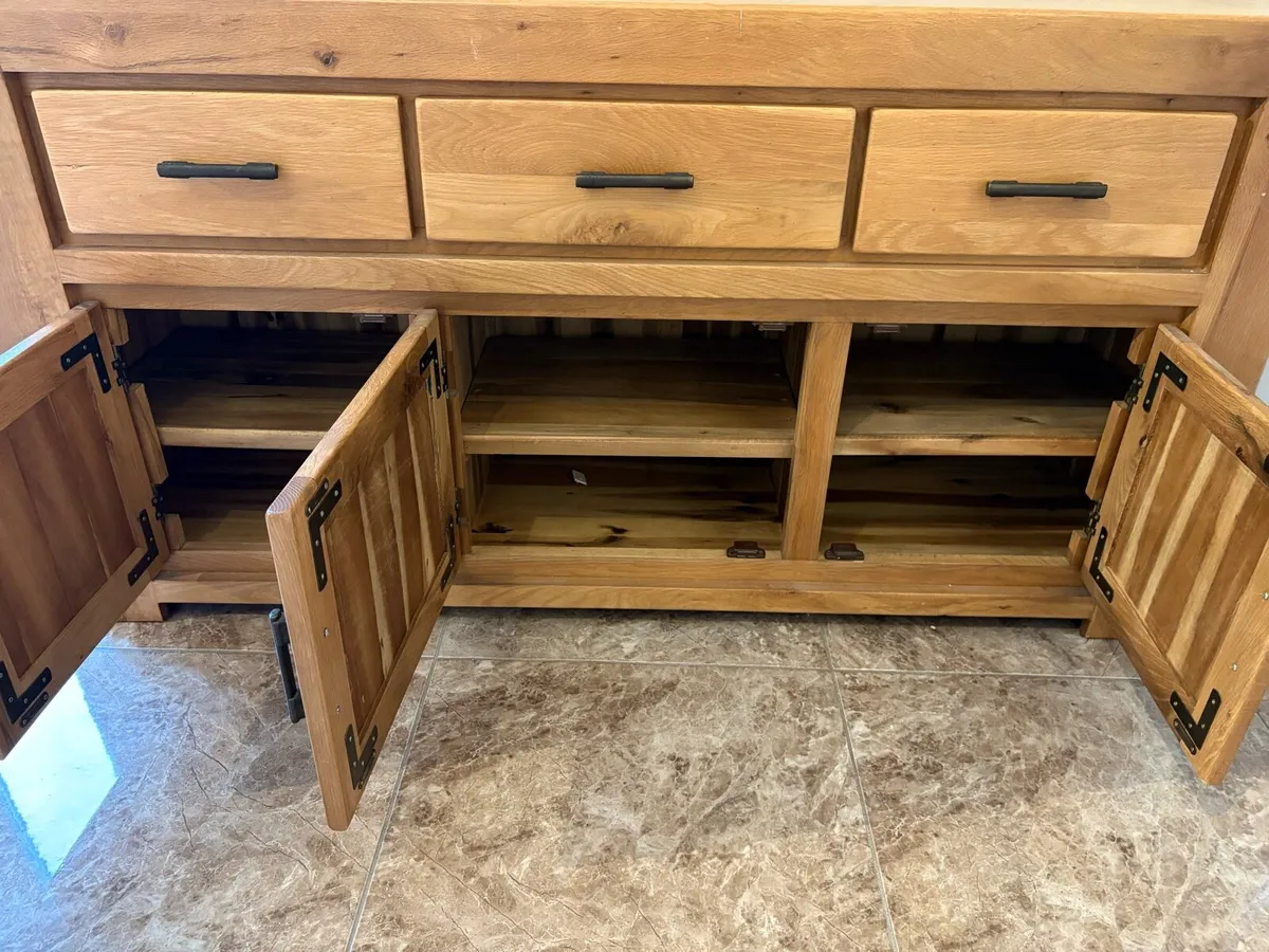 Sideboard / cabinet and matching mirror - Image 4