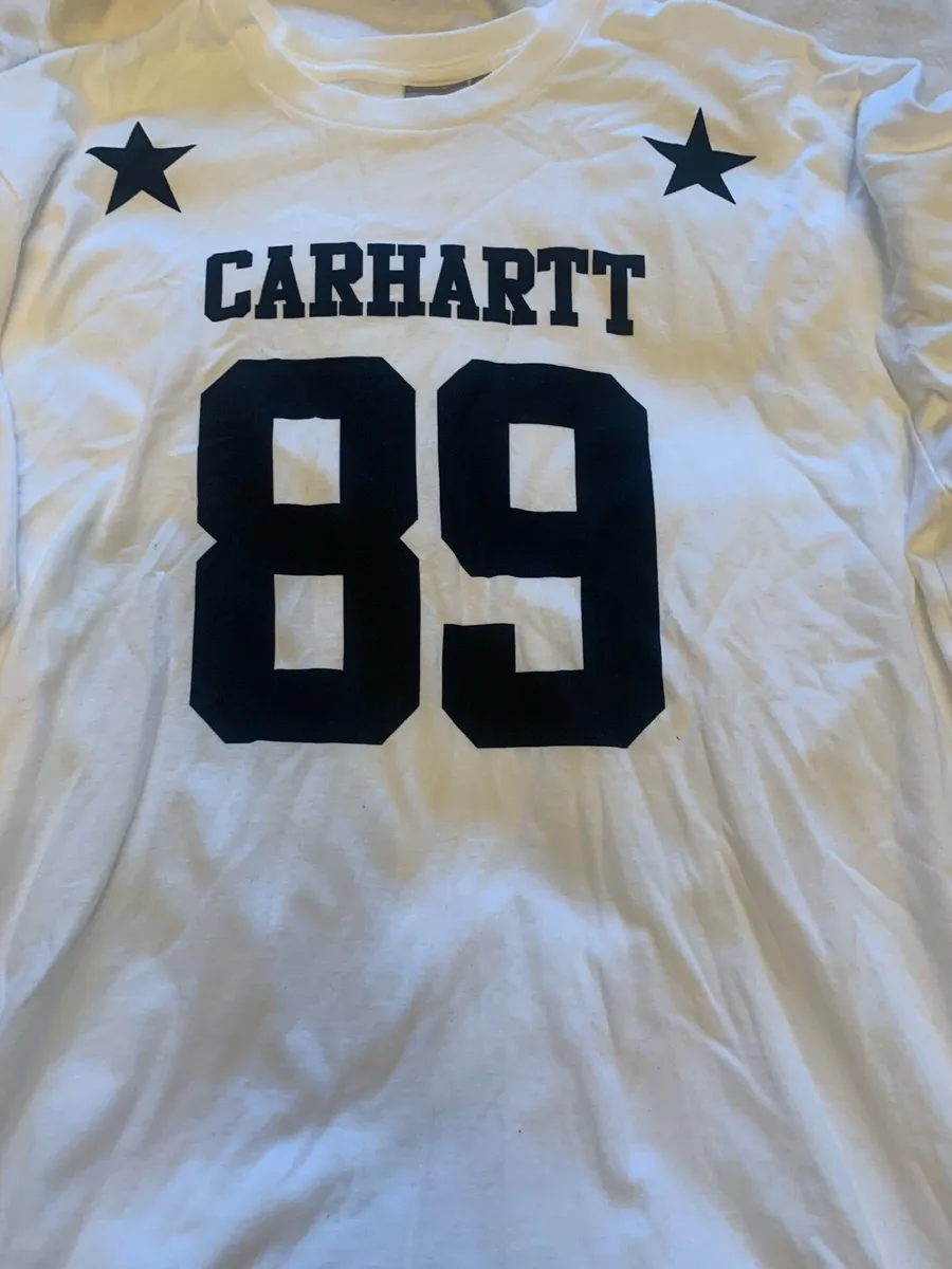 Carhartt 3 t shirt new - Image 4