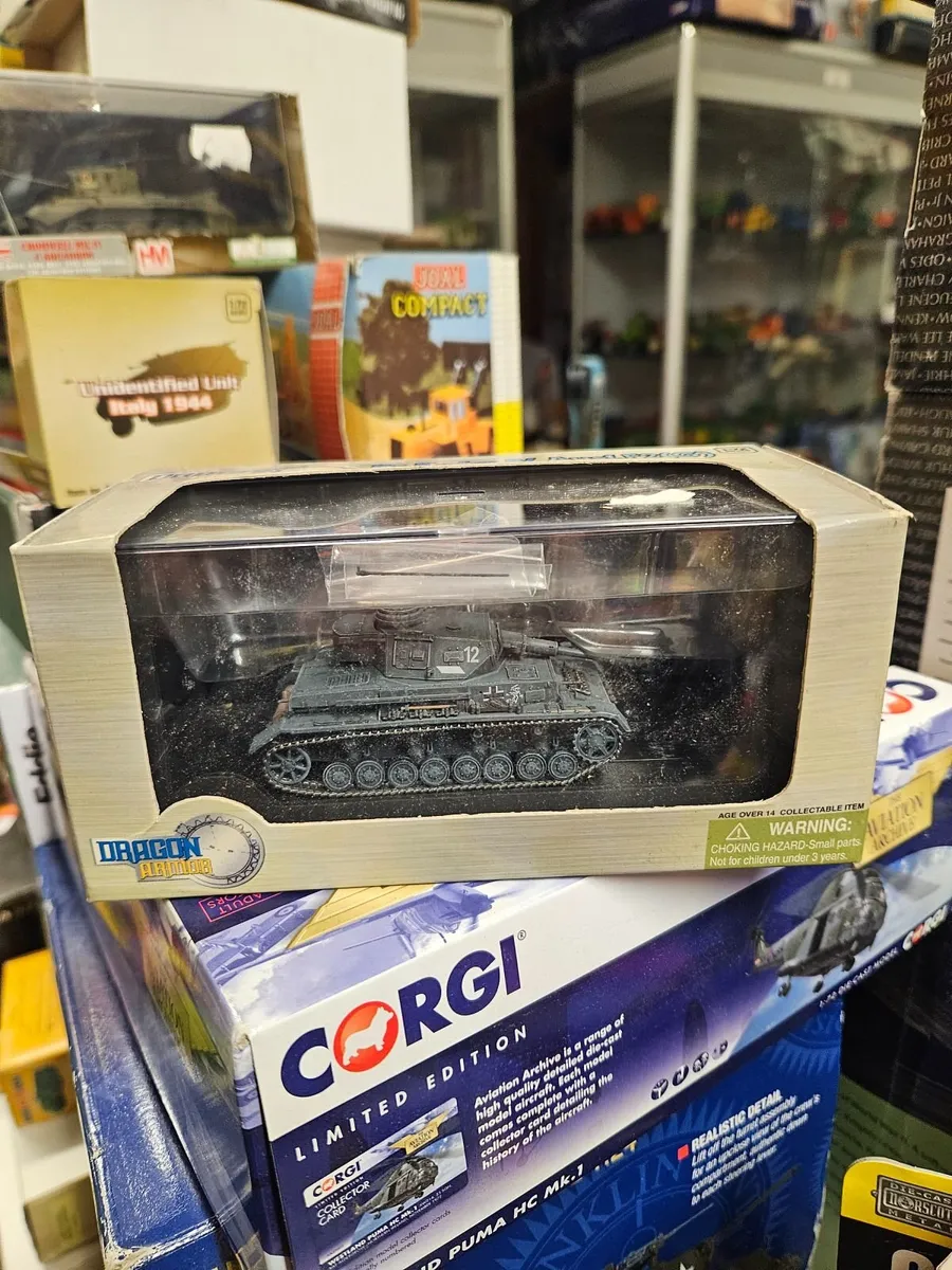 Corgi Dragon German WW2 Panzer - Image 4