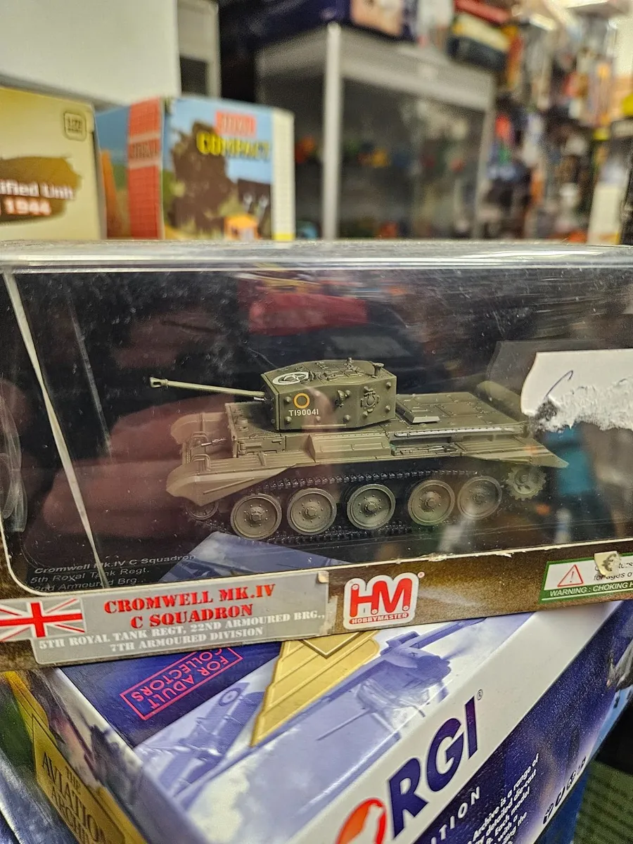 Corgi Hobby Master British WW2 Cromwell Tank - Image 2