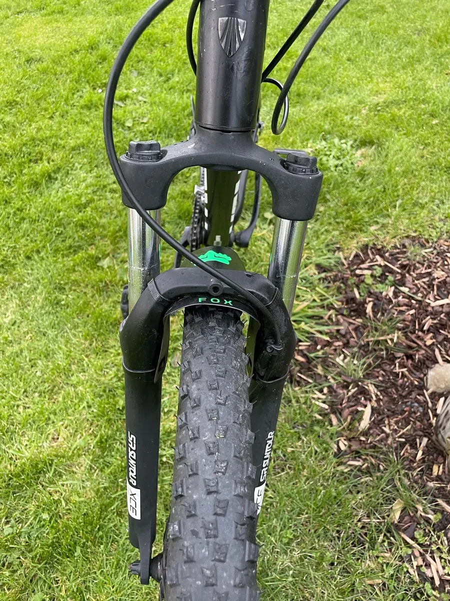 Trek marlin 5 men’s mountain bike - Image 3