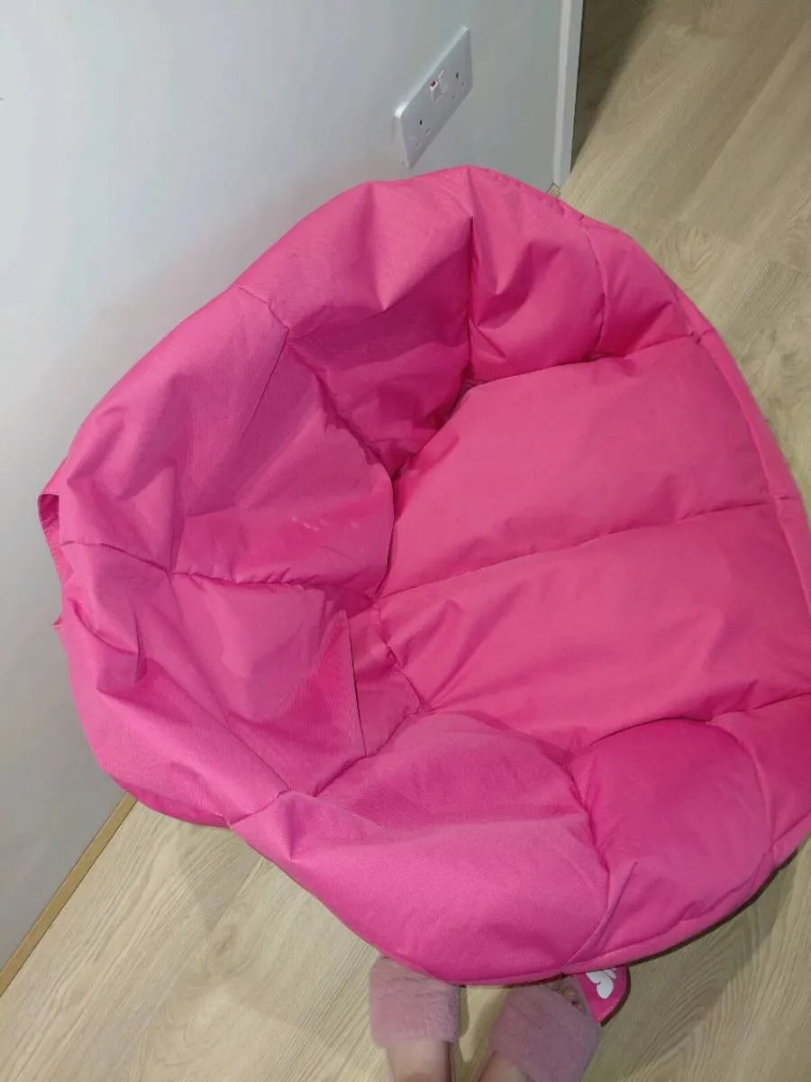 SNUG Hot Pink Beanbag - Image 4