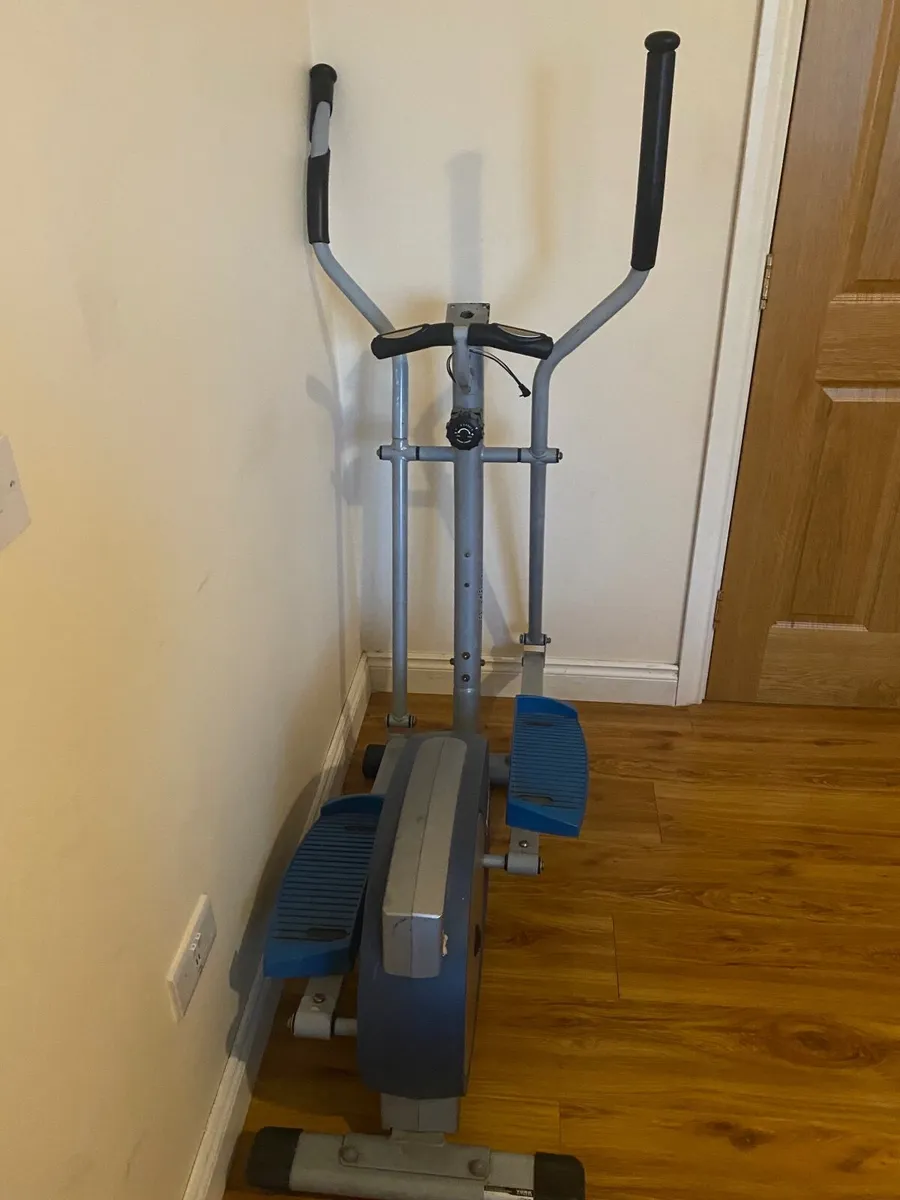 York Cross Trainer - Image 4