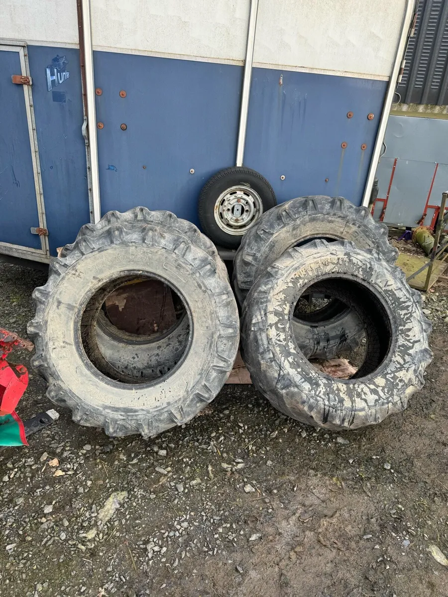 Tractor tyres - Image 1