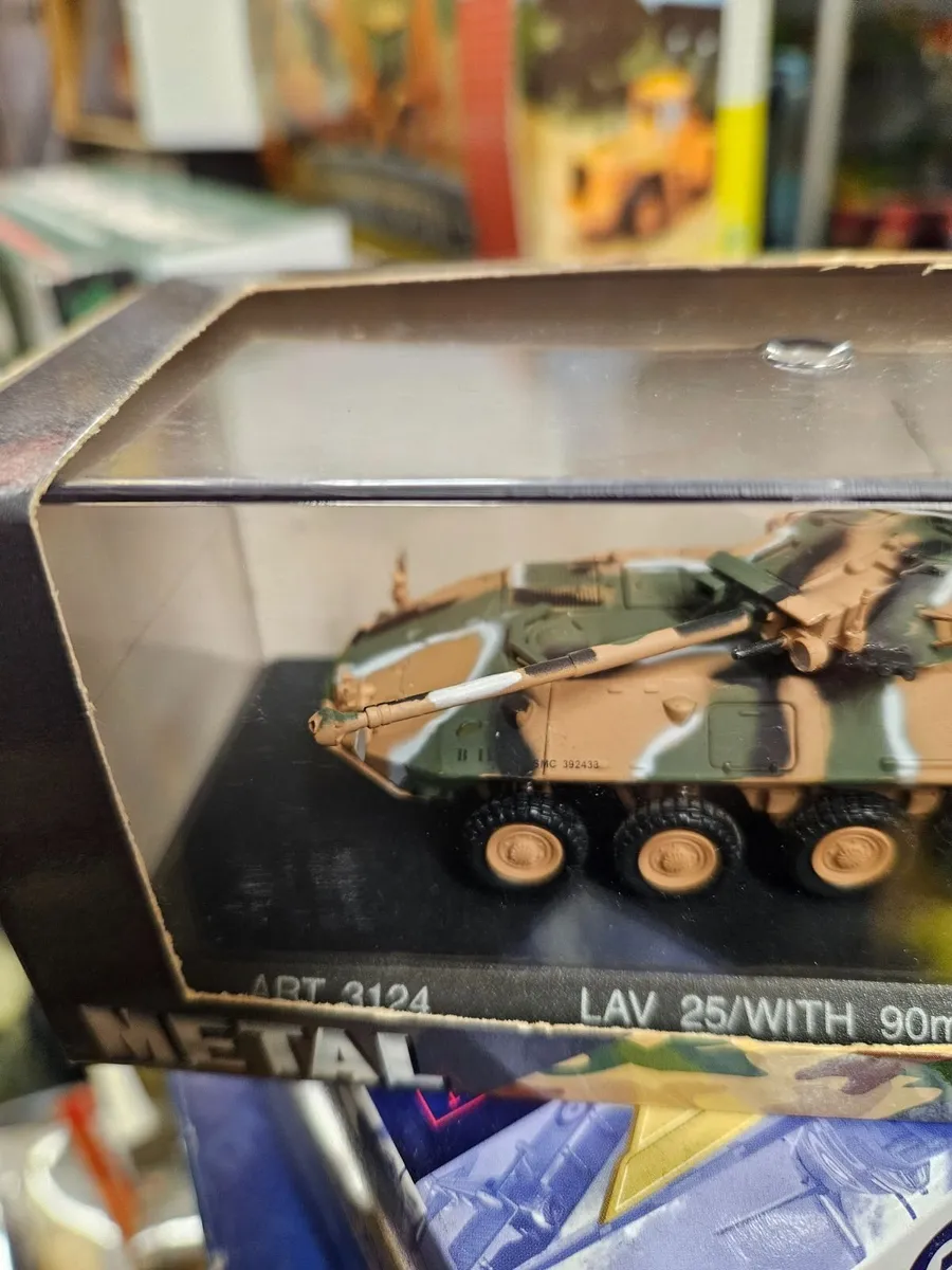 Corgi Armour Collection Armoured Car - Image 3
