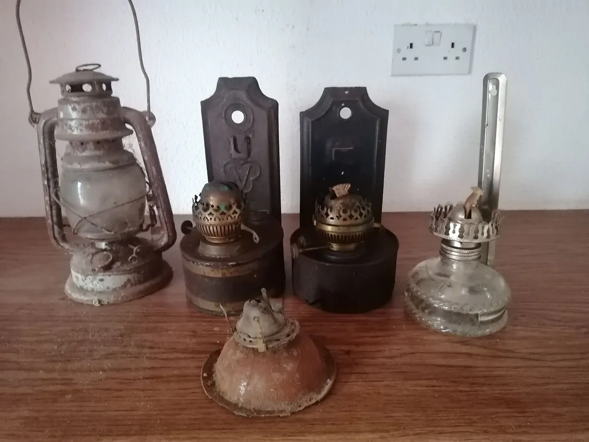 Old Antique Lamps
