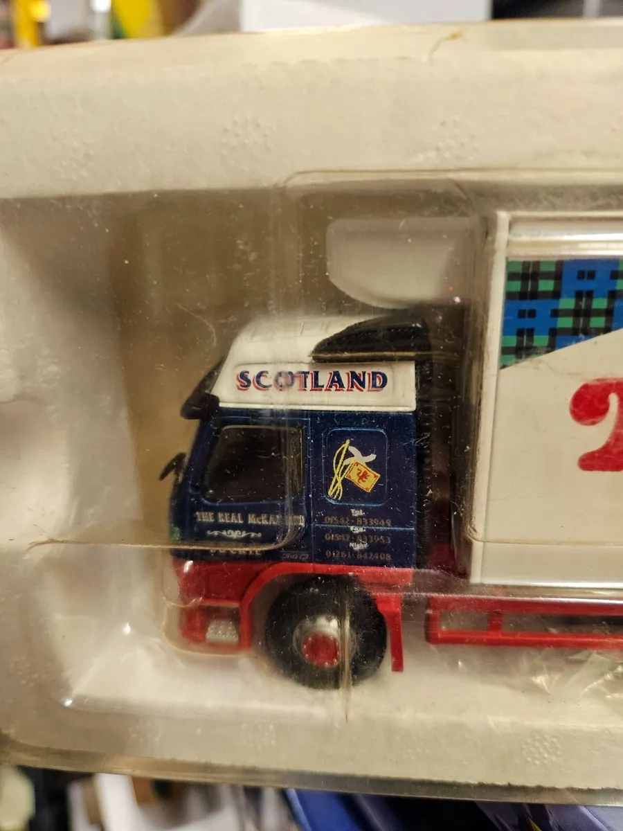 Corgi Volvo Rigid Truck 1.50 - Image 2