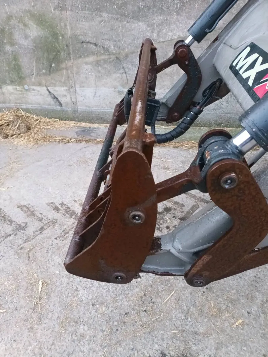 MX headstock + brackets - Image 2