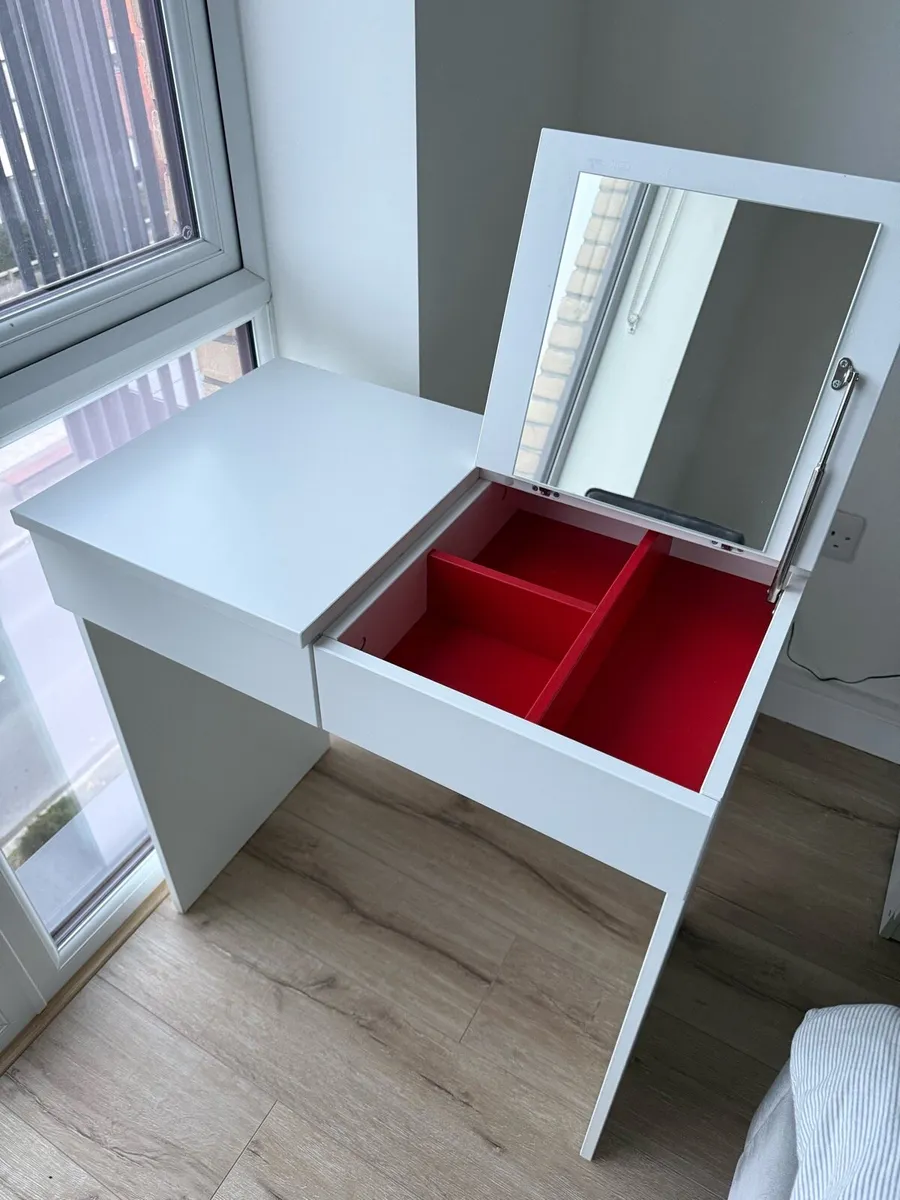 Dressing table IKEA - Image 1