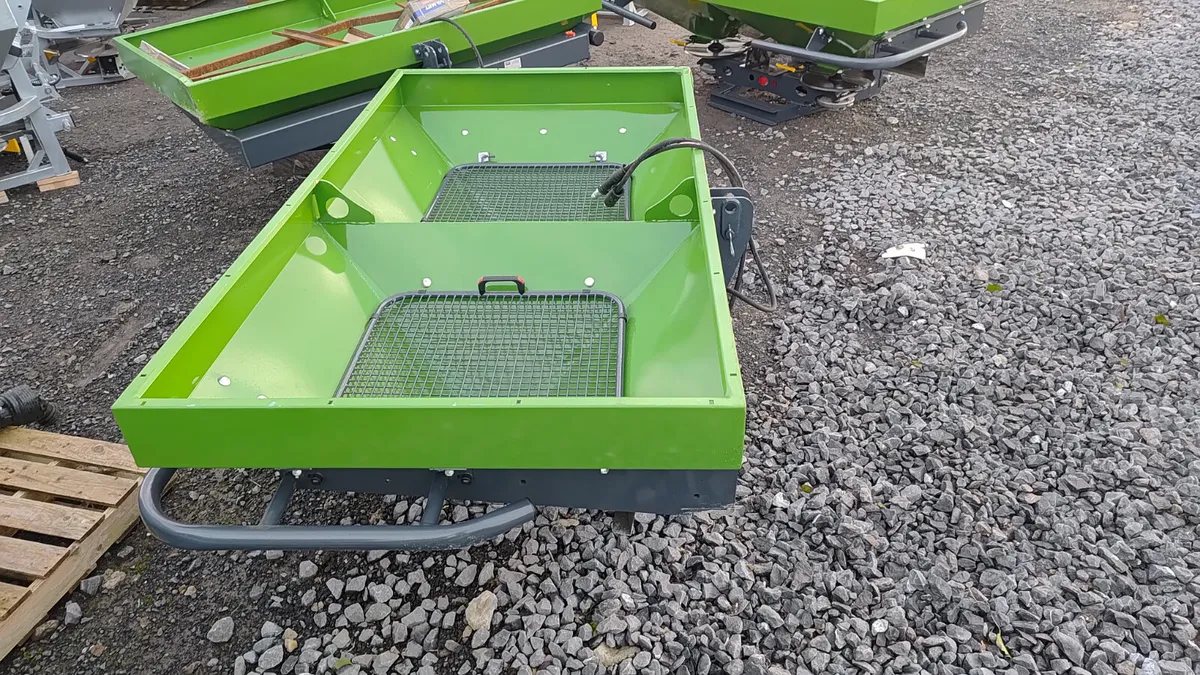 Fertiliser spreader Tolmet - Image 2