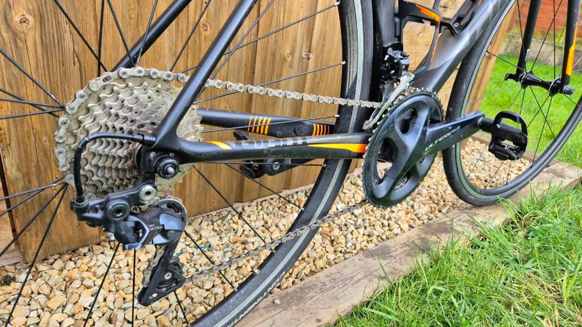 Giant TCR Advanced 1 Carbon Road Bike - Image 4