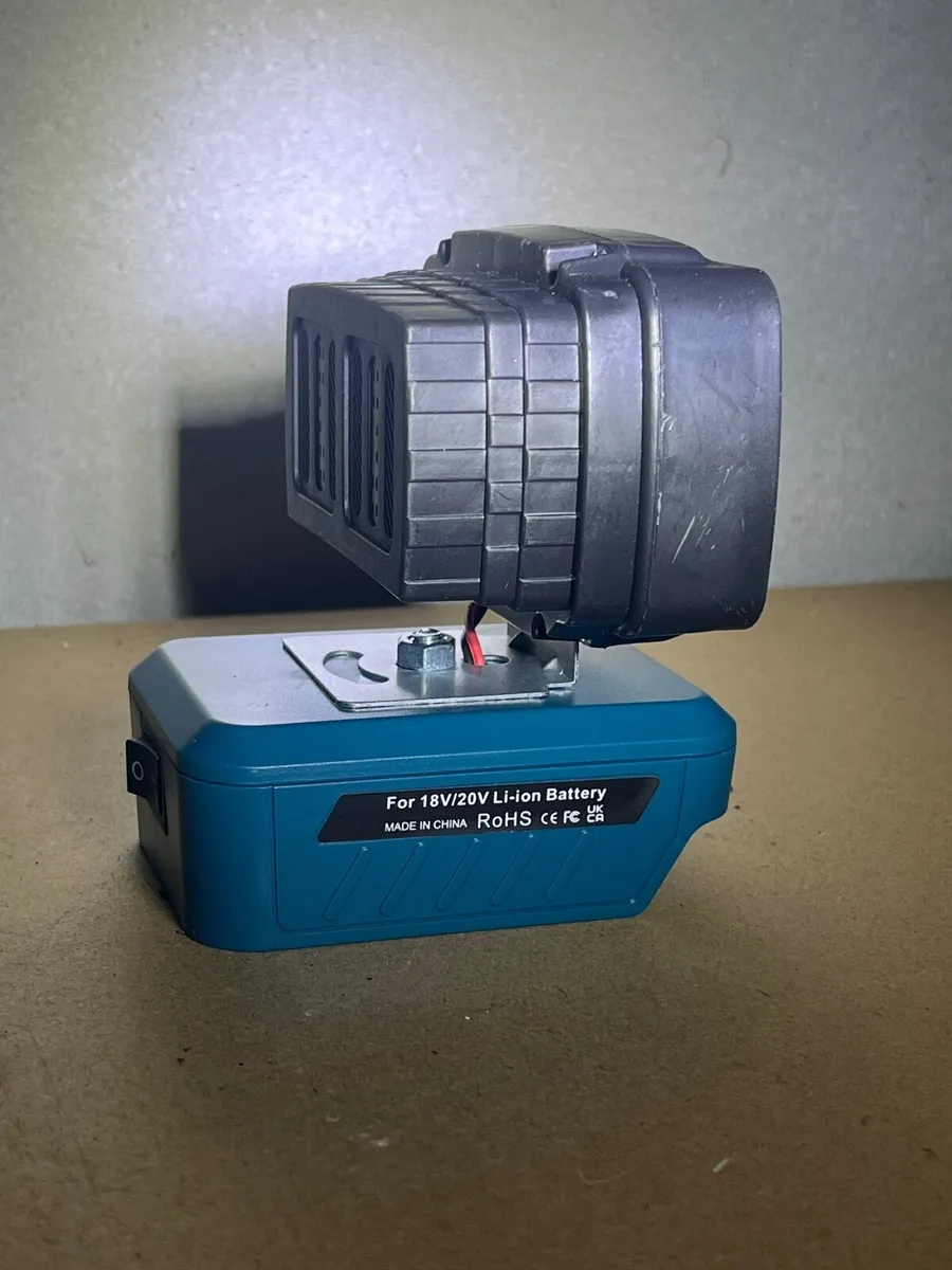 Cordless LED Work Light - Image 3